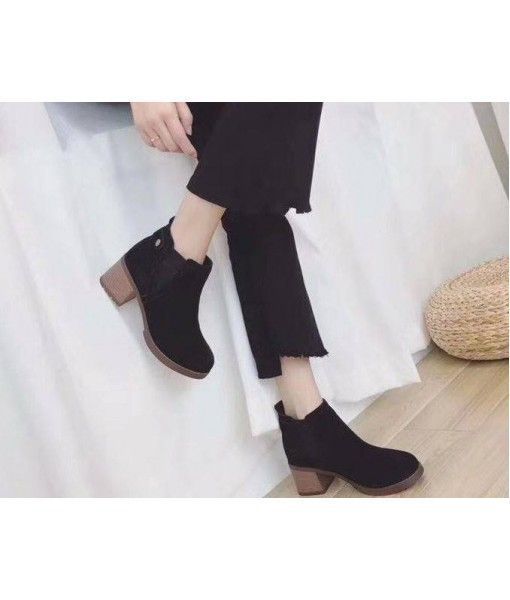 Wenzhou Du Mia 2019 winter new matte leather rough with Martin boots women a pedal round head plus velvet boots
